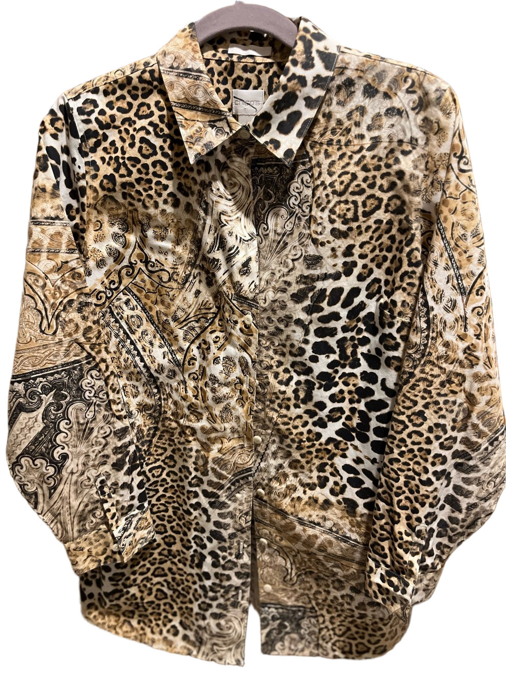 64. WOMENS CHICO’S 1/M DETAIL TOP